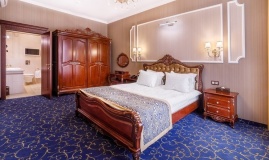  Отель «Династия» Курская область Люкс 2-местный 3-комнатный, фото 2_1