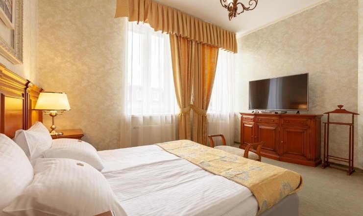 Гостиница «Моя Глинка» Самарская область Люкс 2-местный 2-комнатный (с джакузи), фото 1