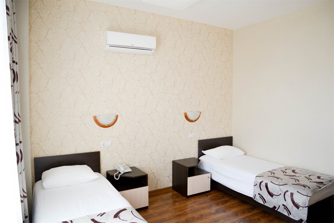 Отель «Саяногорск» Республика Хакасия Стандарт двухместный (с двумя отдельными кроватями), фото 5