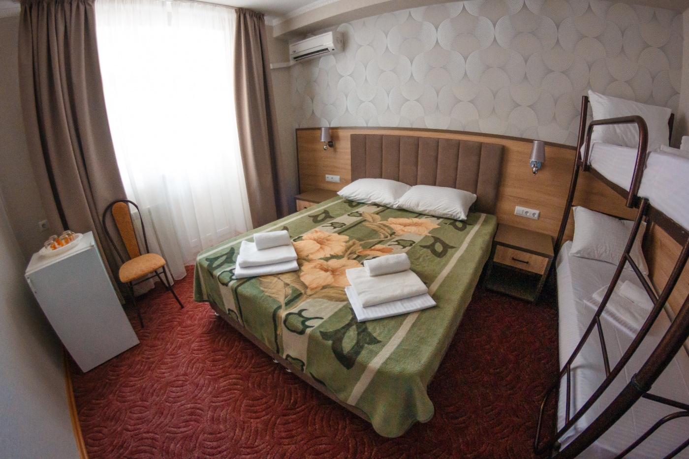Отель «Марсель» Краснодарский край Стандарт семейный, фото 1