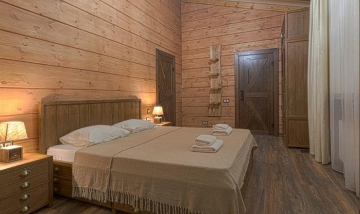  Эко - отель «Ozon Village» Кабардино-Балкарская Республика Шале 2-местный 2-комнатный (1 спальня), фото 1