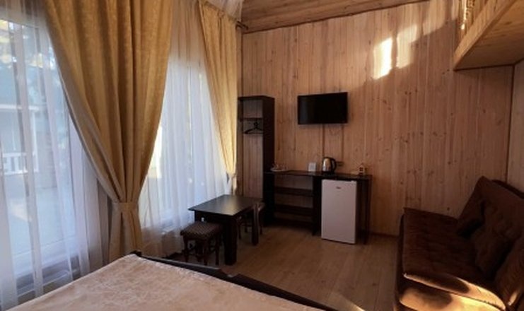  Отель «Green House» Карачаево-Черкесская Республика Семейный Бунгало 4-местный, фото 4