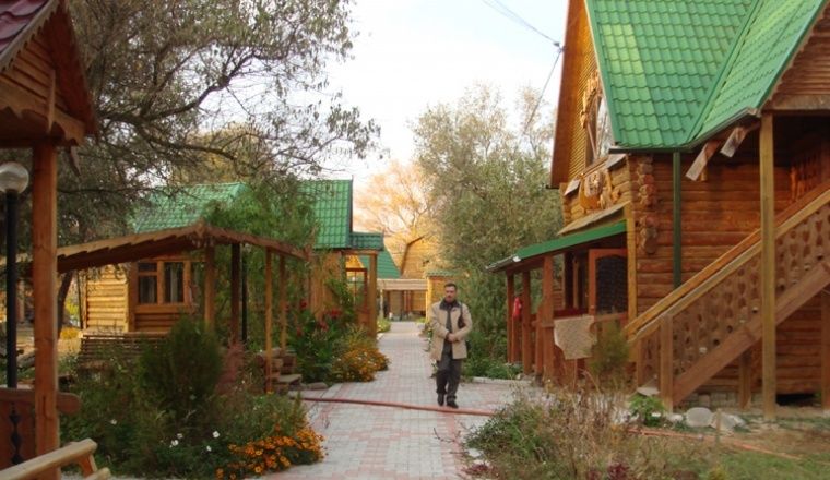 Tourist village «Gus lapchatyiy» Astrakhan oblast 