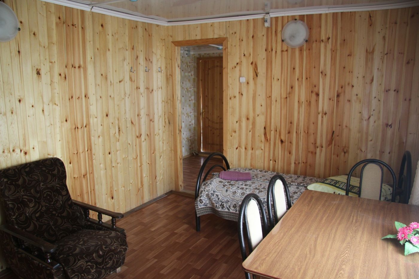 База отдыха «Астра» Астраханская область 4-местный коттедж, фото 1