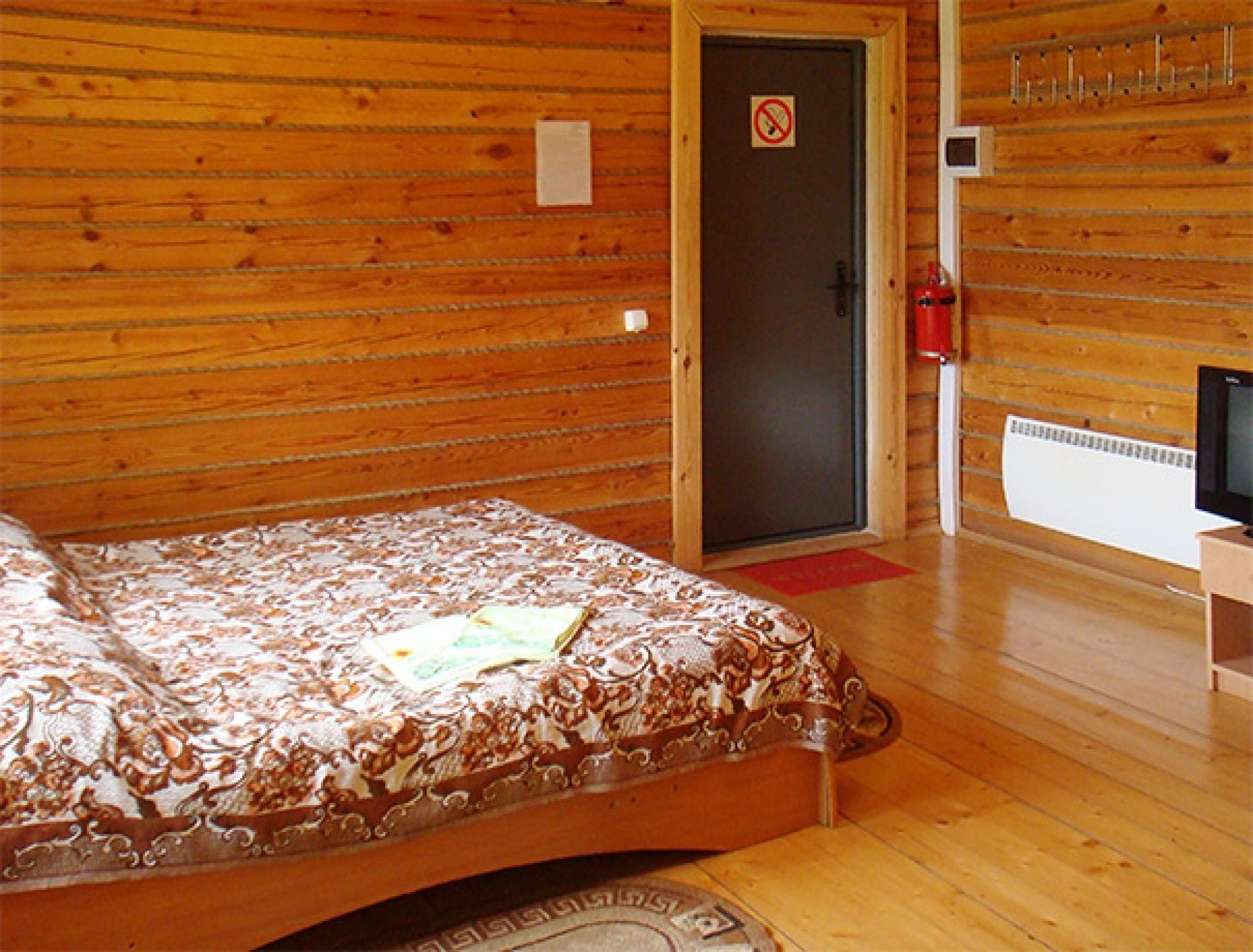 База отдыха «Рябинушка» Удмуртская Республика 2-местная комната в коттедже, фото 1