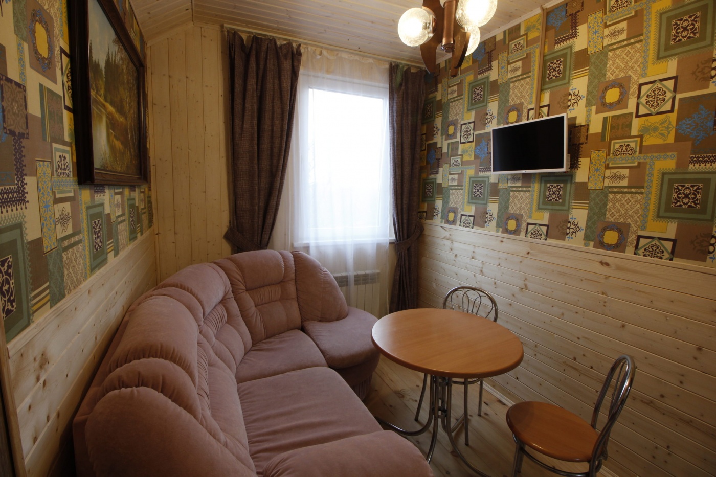 База отдыха «Фокино-Приволжье» Нижегородская область Двухкомнатный номер на третьем этаже, фото 7