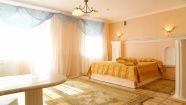Hotel complex «Serebryanyiy Bor» Omsk oblast Stilizovannyiy nomer «Gretsiya»