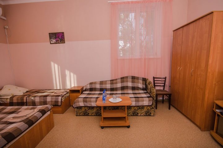 Гостевой дом «Инжир» Республика Крым 4-местная комната (корпус INGIR RED), фото 4