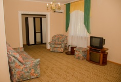 Hotel "Gostevoy Dom K&T" Republic Of Crimea Nomer «Lyuks», фото 3_2