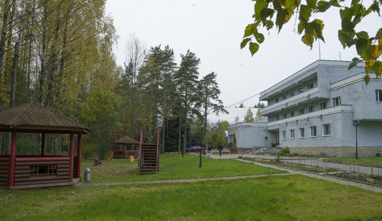 База отдыха «Озеро Зеркальное» Ленинградская область, фото 1