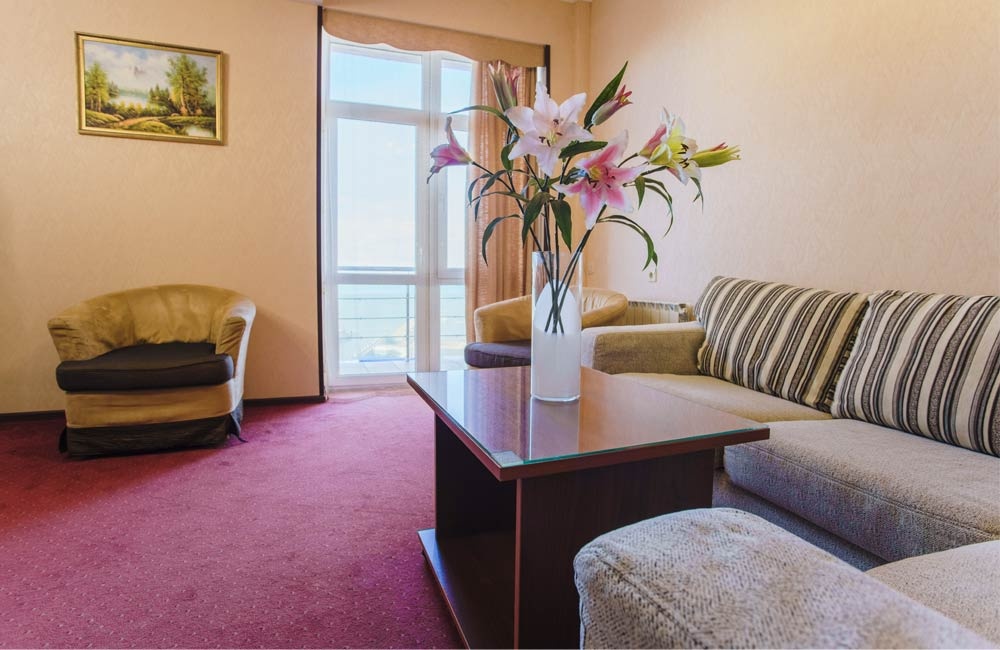  Отель «ЕврАзия» Краснодарский край 2-комнатный с видом на море, фото 4