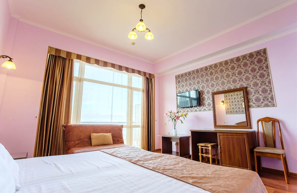  Отель «ЕврАзия» Краснодарский край 2-местный номер с видом на море, фото 2