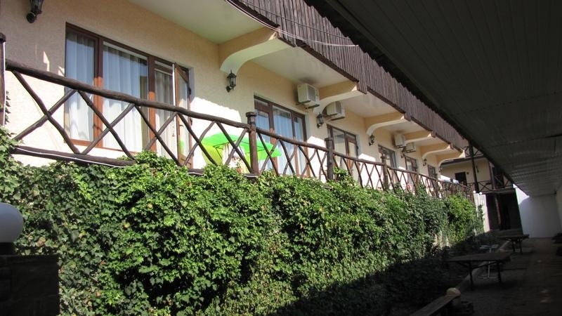  Курортный отель «Бастион» Республика Крым Номер «Стандарт» 2-местный однокомнатный с террасой, фото 3