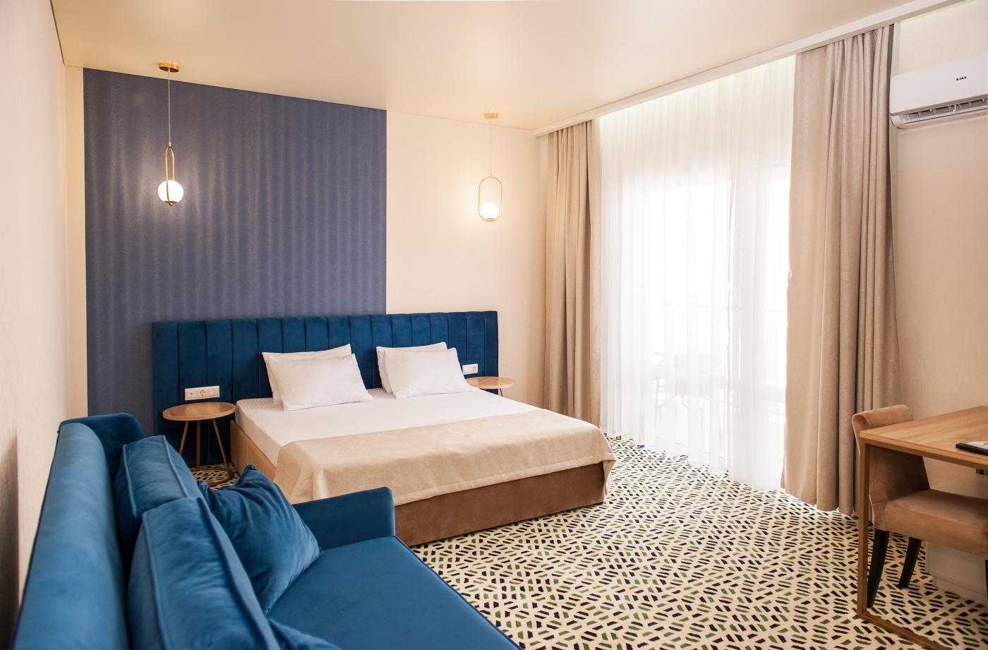  Отель «Aurum Family Resort & Spa» Краснодарский край Standard SV 2-местный с доп. местом (в коттедже)