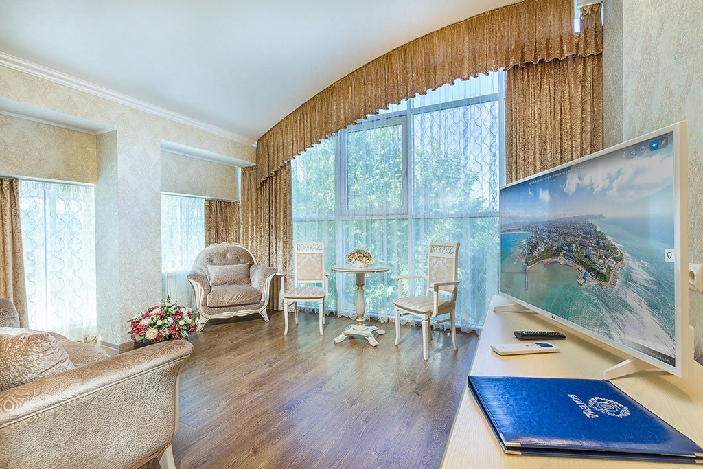  Отель «Богема» Краснодарский край Люкс 2-комнатный , фото 5