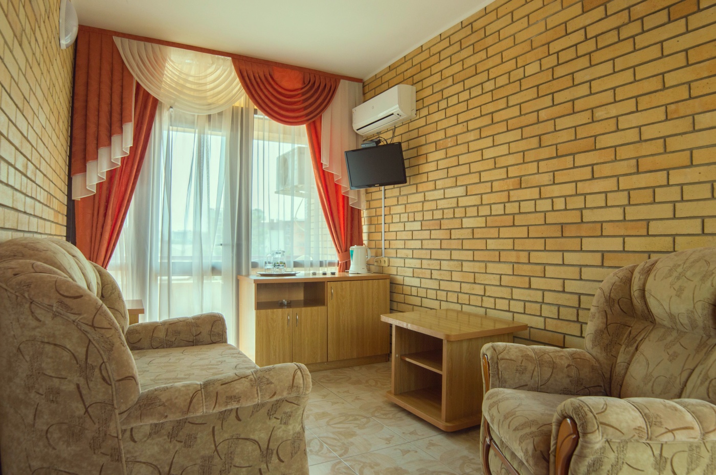 Гостиничный комплекс «Лиманный берег» Краснодарский край Комфорт 2-комнатный, фото 2