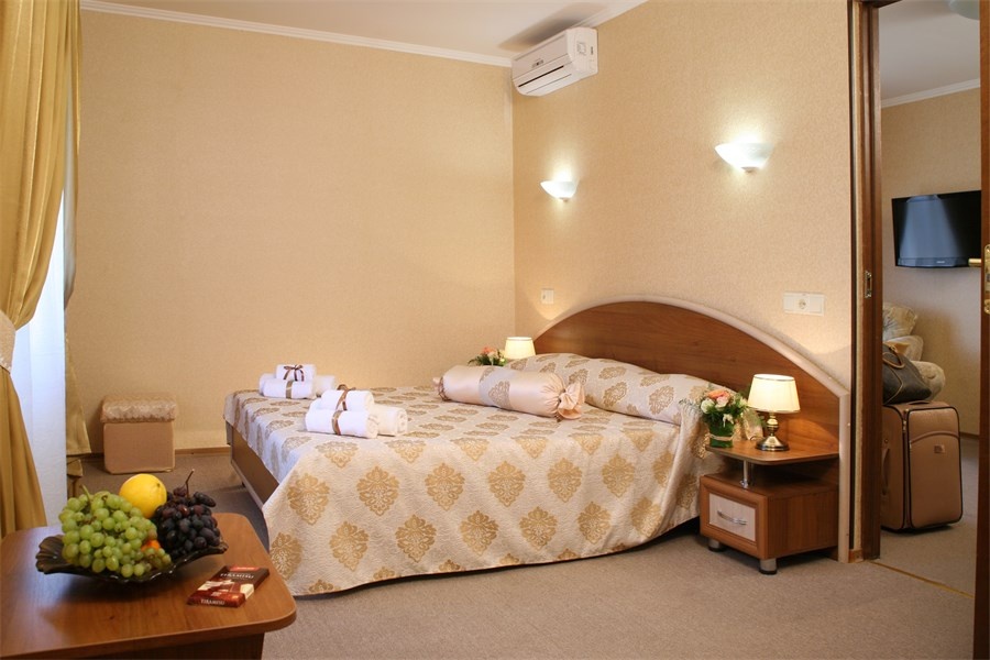 Санаторий «Golden Resort» Республика Крым Номер «Suite» («Люкс») 2-местный, фото 1