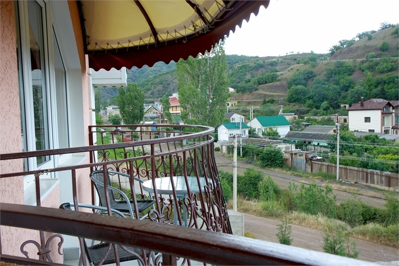 Гостевой дом «Киор» Республика Крым Номер 4-местный, фото 8