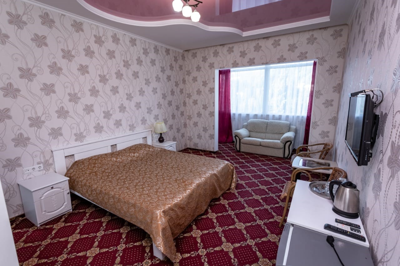  Отель «Россия» Республика Крым Номер «Комфорт» 2-местный, фото 1