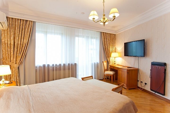 Парк-отель «Империал» Московская область Номер «Сьют» 4-комнатный , фото 3