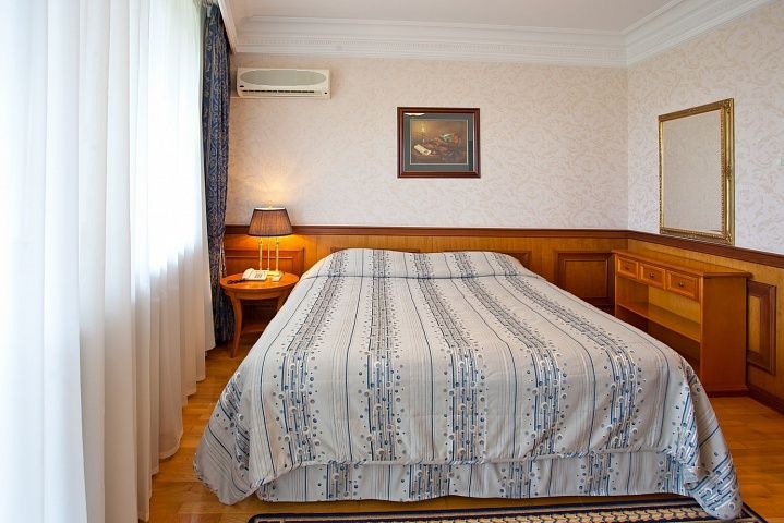 Парк-отель «Империал» Московская область Номер «Сьют» 5-комнатный, фото 2