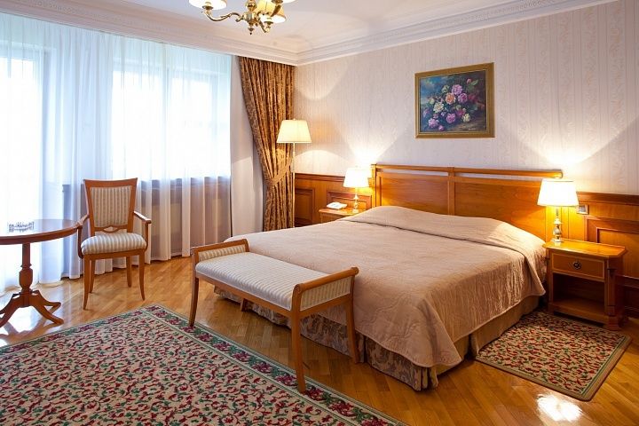Парк-отель «Империал» Московская область Номер «Сьют» 5-комнатный, фото 1