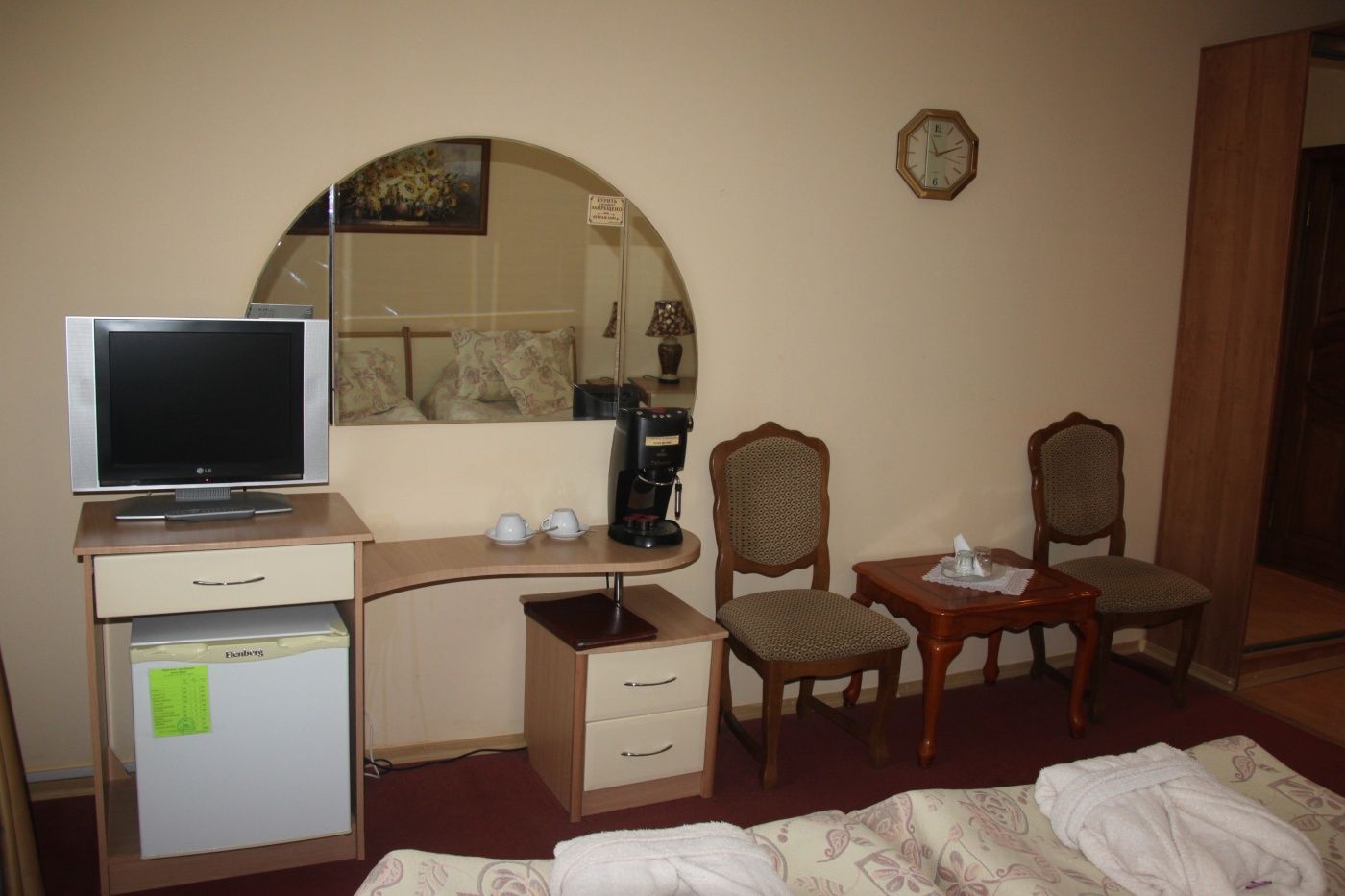 Гостиничный комплекс «Бережки-Холл» Московская область Номер двухместный с двумя кроватями, фото 3
