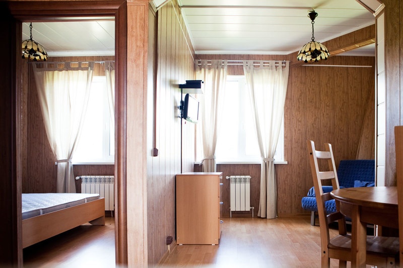 База отдыха «Отель Корабль» Московская область Улучшенные апартаменты с одной спальней и кондиционером, фото 1