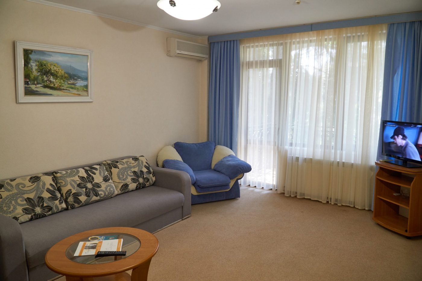  Отель «Сказка» Республика Крым Апартаменты класса Люкс 2-комнатный, фото 7