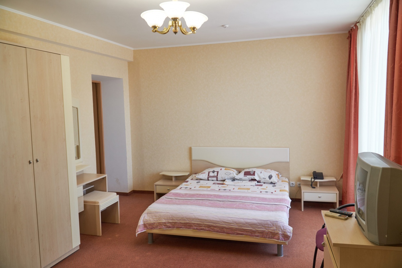  Отель «Сказка» Республика Крым Стандарт Улучшенный 2-местный, фото 1