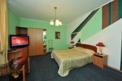 Hotel complex «K-Vizit» Leningrad oblast Nomer «Polulyuks uluchshennyiy»