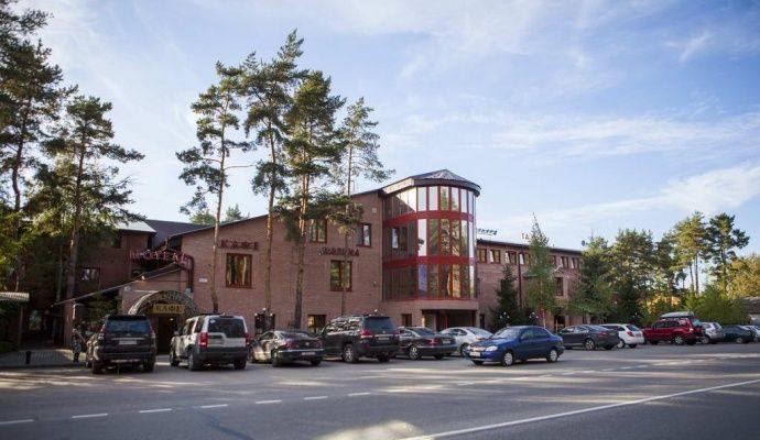  Otel «Karina»
Leningrad oblast