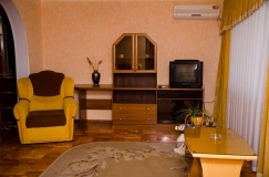  Отель «Таганрог» Ростовская область Люкс-Бизнес-Дабл 2-комнатный, фото 2_1