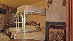 Hotel «Zamok Klimovskiy» Krasnodar Krai Dvuhmestnyiy nomer Delyuks s 1 krovatyu i balkonom, фото 7_6