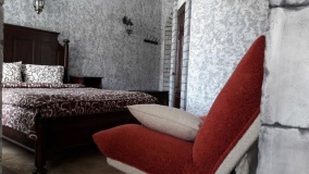 Hotel «Zamok Klimovskiy» Krasnodar Krai Dvuhmestnyiy nomer s divanom, фото 2_1