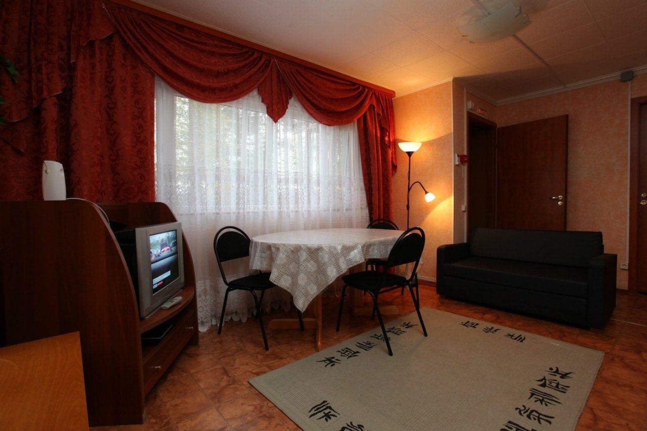  Гостинично-туристический комплекс «Подкова» Республика Карелия Апартаменты на 4 спальни с раздельными кроватями, фото 5