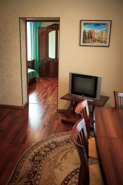  Отель «Ретротур» Орловская область Люкс трехкомнатный двухместный, фото 3