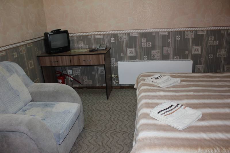 Гостиница «Лапландия» Кемеровская область 2-комнатный номер, фото 2