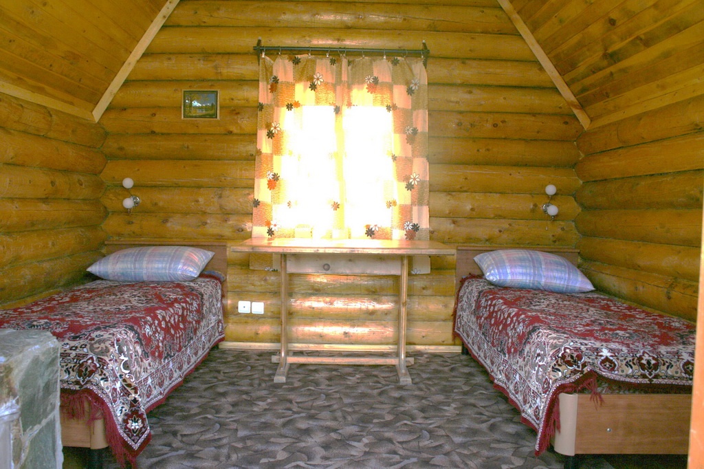 База отдыха «Медвежья гора» Республика Алтай Деревянный домик, фото 2