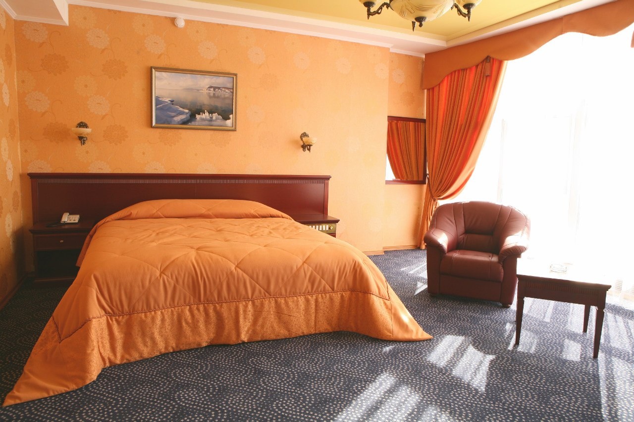  Отель «Монблан» Забайкальский край Люкс улучшенный, фото 1