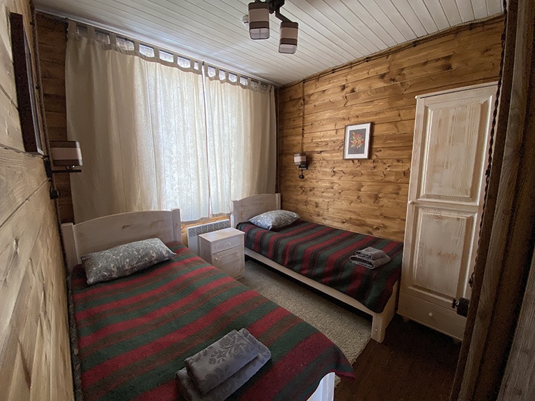 База отдыха «На волне» Ярославская область Одноэтажный коттедж с двумя спальнями, фото 1