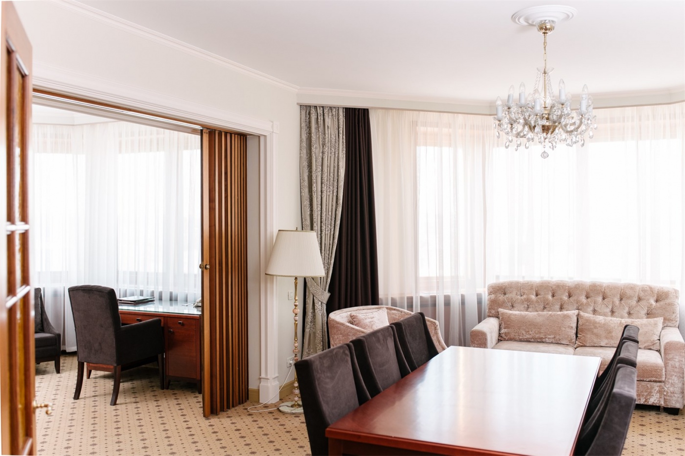 Гостиница «Президент-Отель» Московская область Люкс 3-комнатный Modus, фото 5