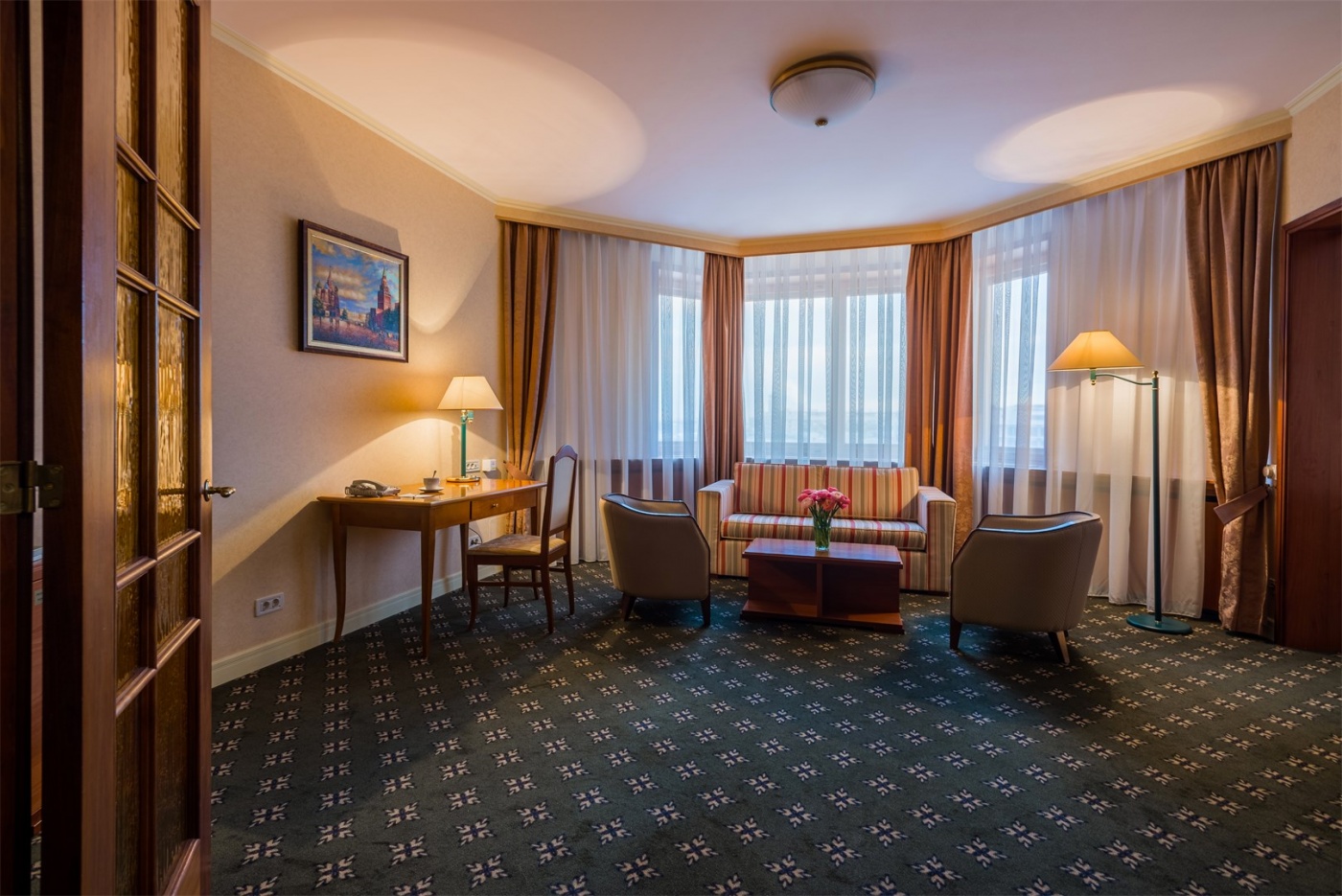 Гостиница «Президент-Отель» Московская область Полулюкс 2-комнатный Modus, фото 3