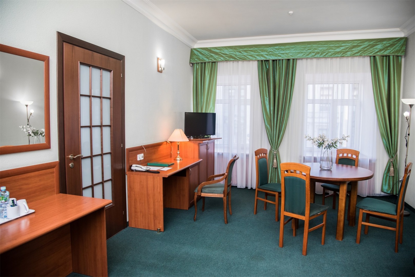 Гостиница «Бристоль-Жигули» Самарская область Люкс 2-комнатный , фото 5