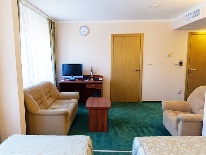  Отель «Максима Ирбис» Московская область Апартаменты 2-комнатные , фото 2