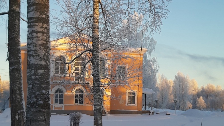 Recreation center Kottedjnyiy klub «Zamok» Leningrad oblast 