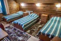 Motel «Pokrovskiy medved» Vladimir oblast Nomer «Polulyuks» 4-mestnyiy № 5, 8 kompleks № 1, фото 2_1