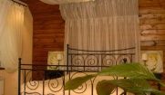 Hotel complex «Dve reki» Belgorod oblast Nomer dlya molodojenov v korpuse «Medovyiy», фото 2_1