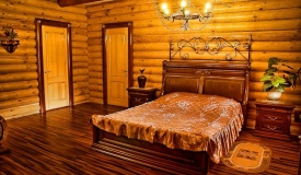 Club-hotel «Razdole» Bryansk oblast Nomer «Lyuks s saunoy» v gostevom dome «Markiza», фото 2_1