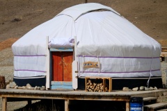 Camping «Tyidtuyaryik – Golden Camel» The Republic Of Altai Iiktu